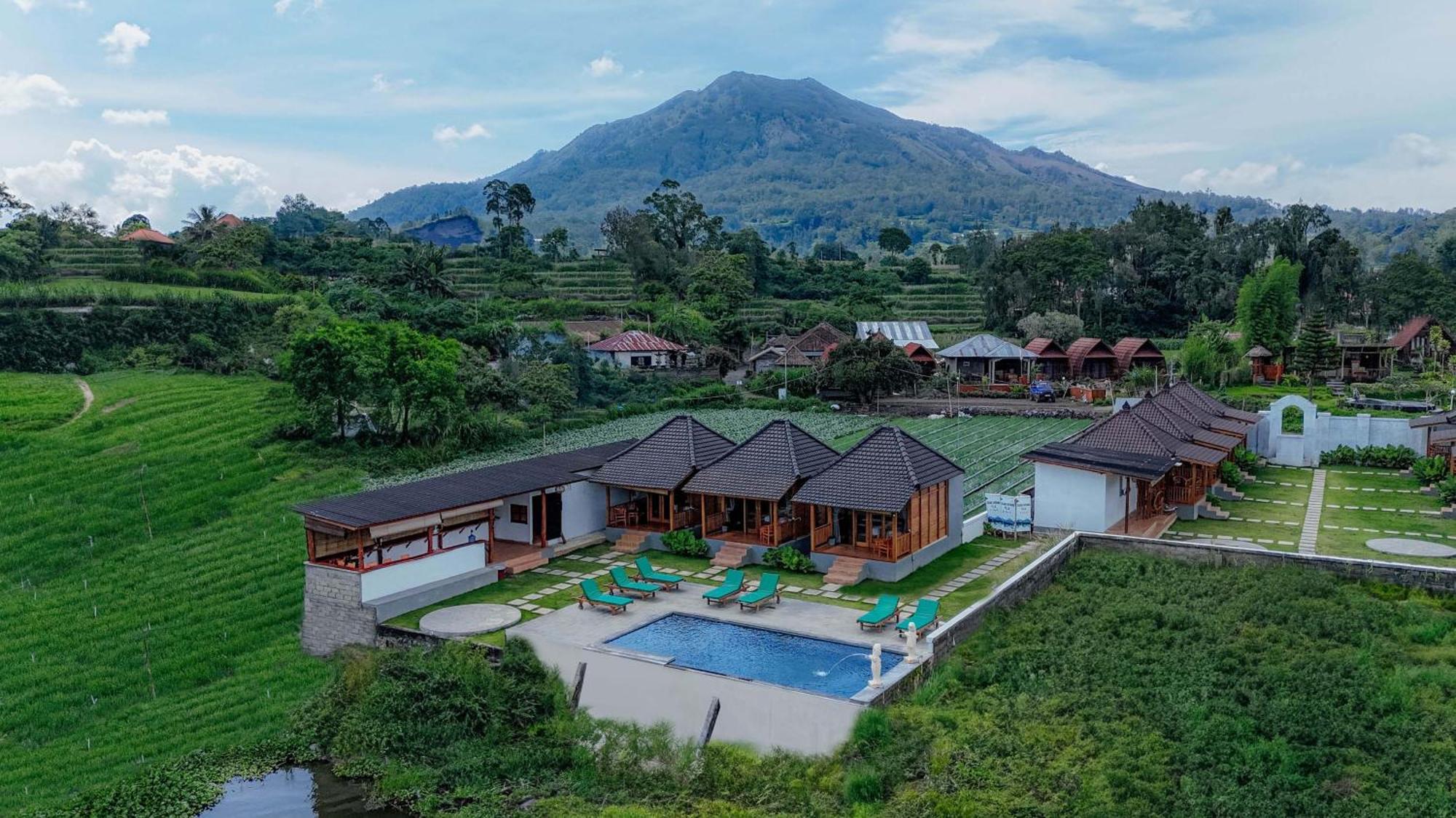 D Sila'S Tepi Danu Villas Kintamani & Natural Hot Spring Exterior photo
